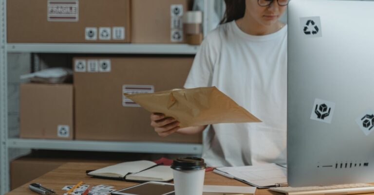 article - image de couverture de E‑commerce durable : personnaliser, optimiser et rester conforme